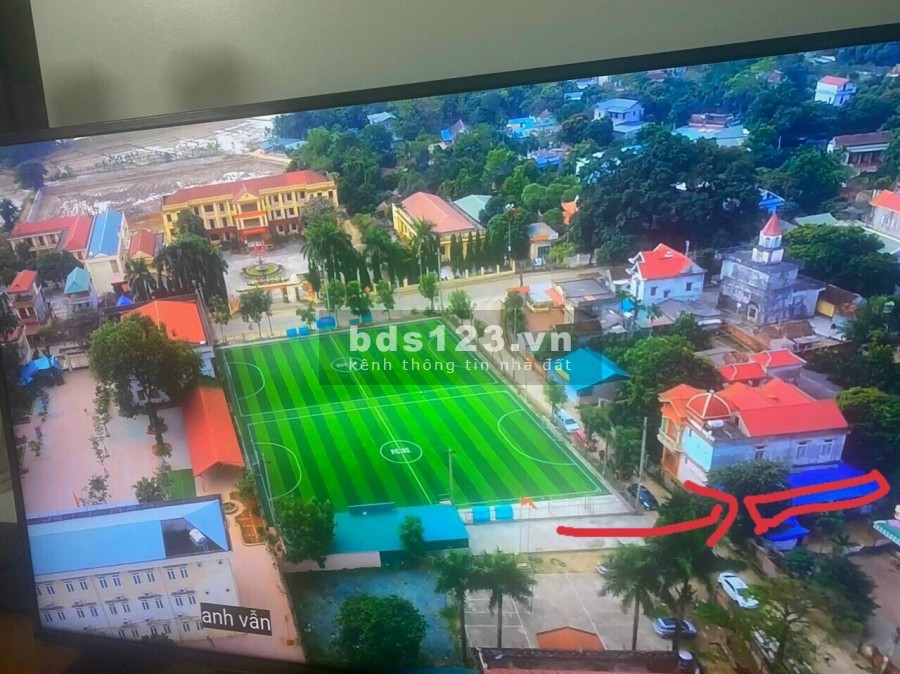 Bán đất ngay trung tâm xã Phú Cát, sát khu công nghiệp cao Hoà Lạc, diện tích 180m2