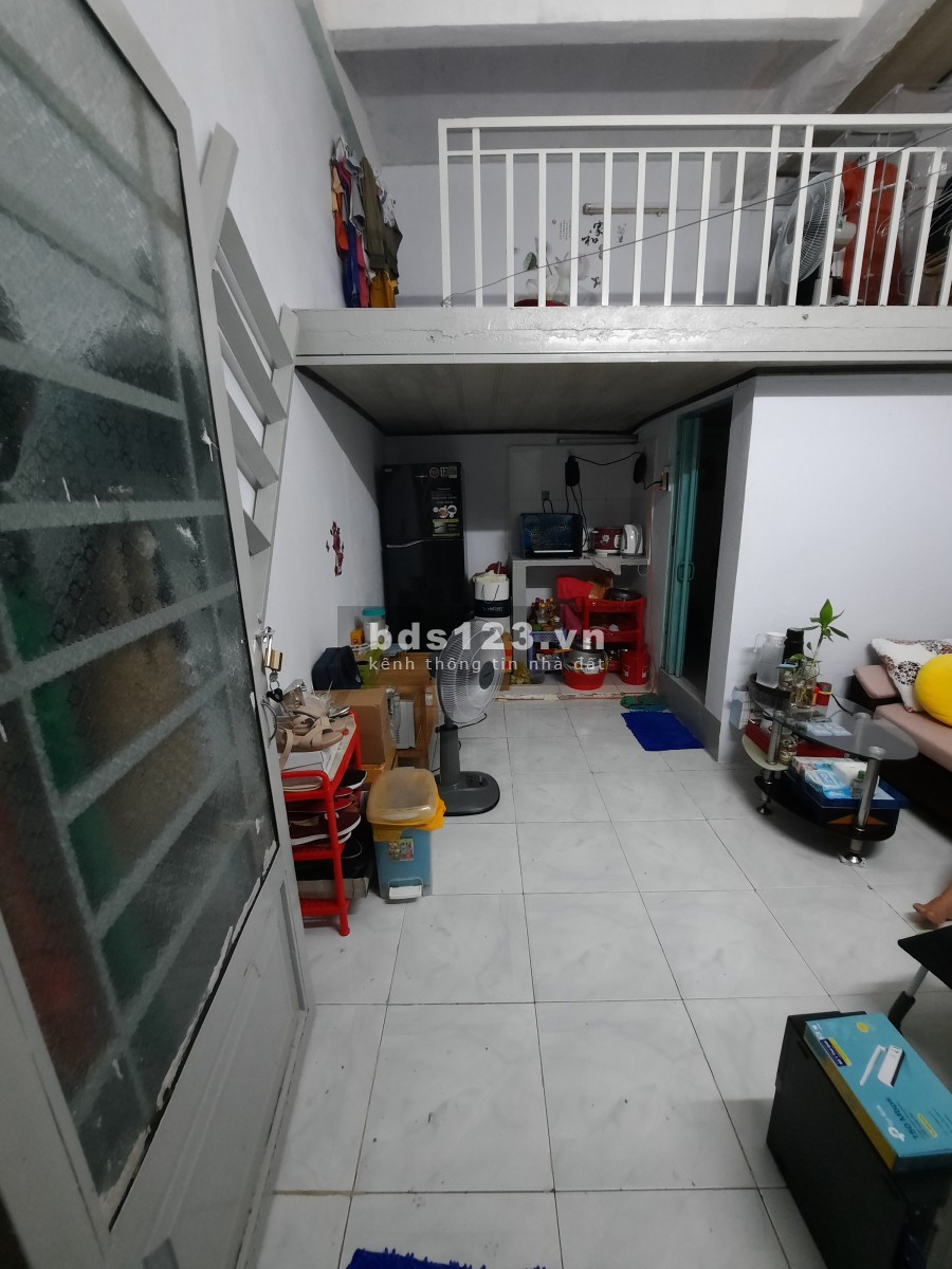 Phòng 25m2 tại 140A Bùi Thị Xuân p.2 Q.Tân Bình giá chỉ 2.5tr/ tháng