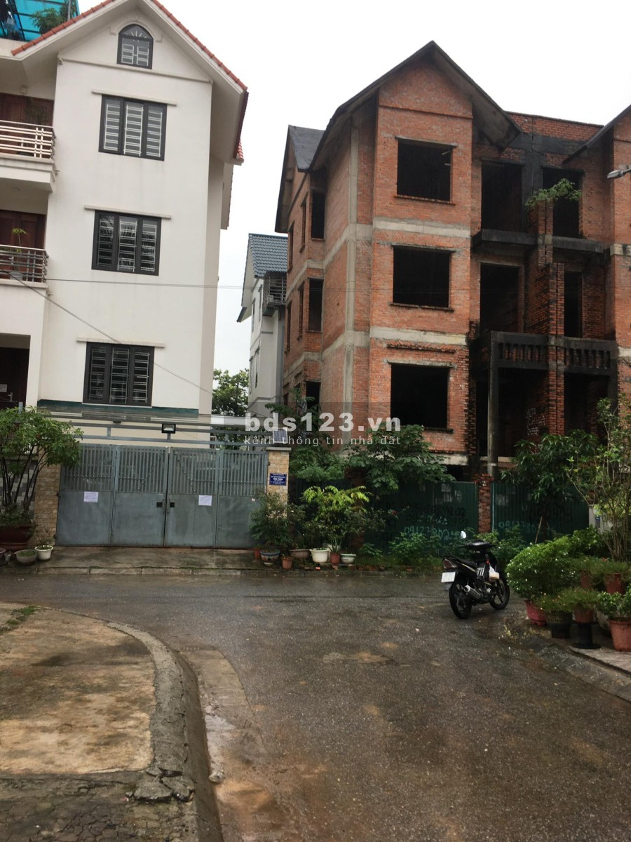 Cho thuê nguyên căn biệt thự song lập thô 4 tầng tại khu đô thị mới Cầu Bươu, khu dân cư