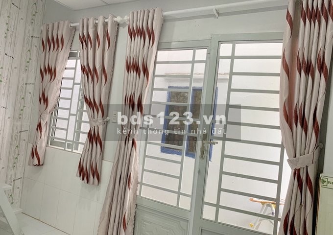Bán nhà giá tốt chỉ 690 triệu có ngay 1 căn nhà tọa lạc tại trung tâm Quận 7