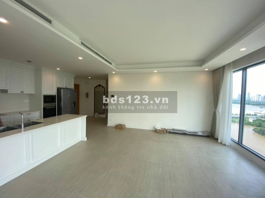 Chính chủ ký gửi căn 3 pn, dtsd 140m2 full nội thất, giá bán 13 tỷ, liên hệ 0909986202