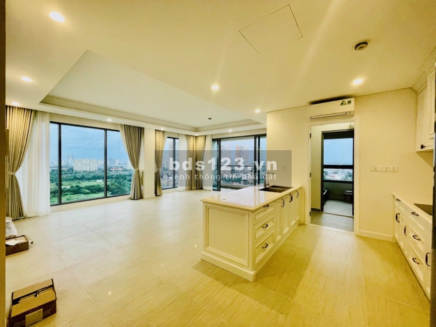 Chính chủ ký gửi căn 3 pn, dtsd 140m2 full nội thất, giá bán 13 tỷ, liên hệ 0909986202