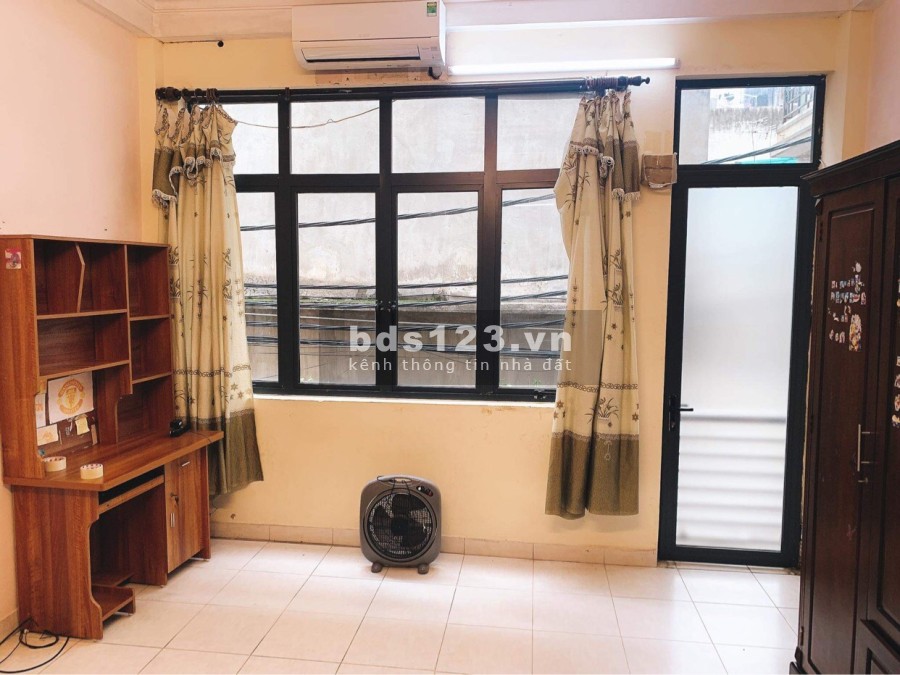Bán nhà ngõ 204 Kim Giang dtsd 26m2, 5 tầng mặt tiền .2m, gần cầu Lủ Trần Hoà, Vũ Tông Phan