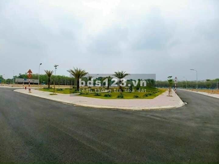 Đất nền nhiều diện tích trung tâm Thị trấn Bến Lức mặt tiền quốc lộ 1A