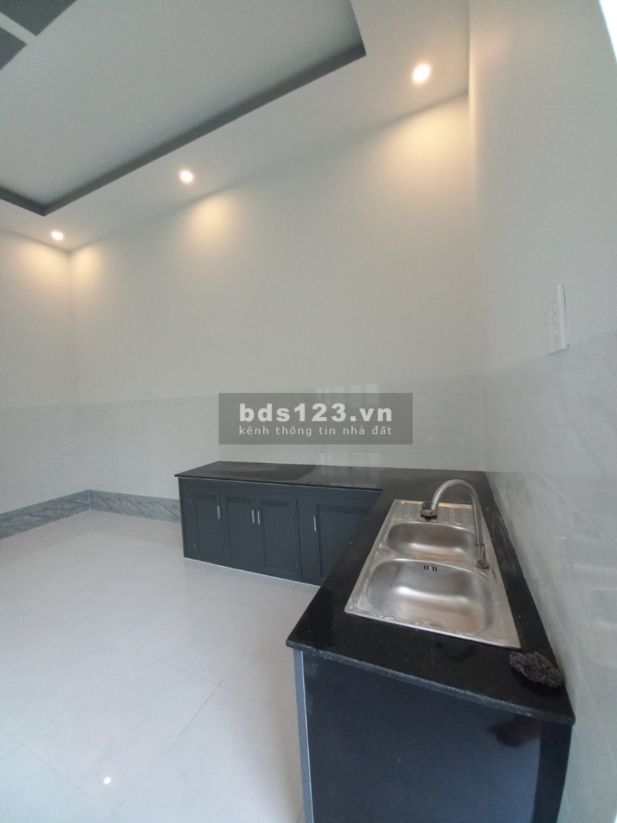 Bán nhà mới hoàn thiện mới 100% giá chỉ 999 triệu, thanh toán linh hoạt, giá tốt 999 triệu