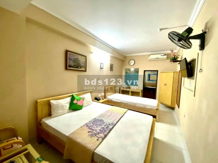 Mặt phố, doanh thu ổn định Phú Viên, Bồ Đề, giá bán nhanh 15 tỷ đúc 6 tầng kiên cố