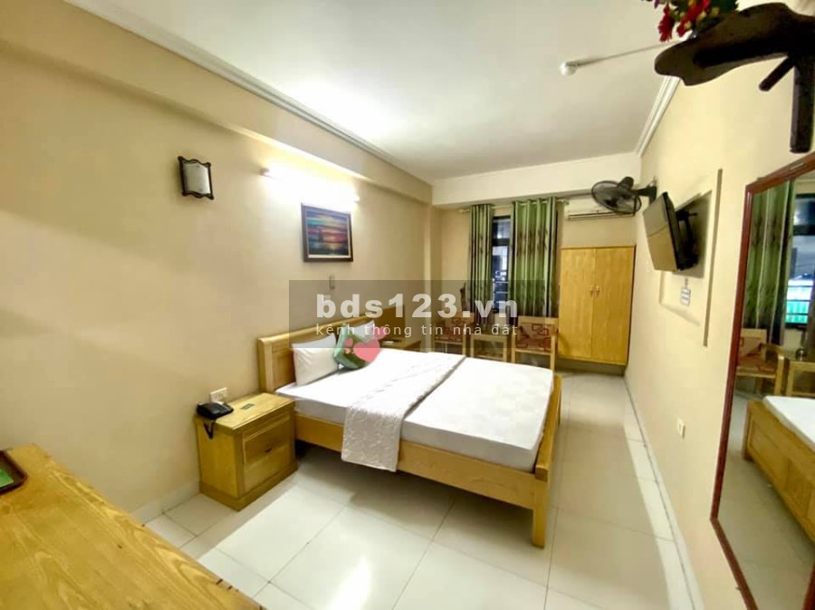 Mặt phố, doanh thu ổn định Phú Viên, Bồ Đề, giá bán nhanh 15 tỷ đúc 6 tầng kiên cố