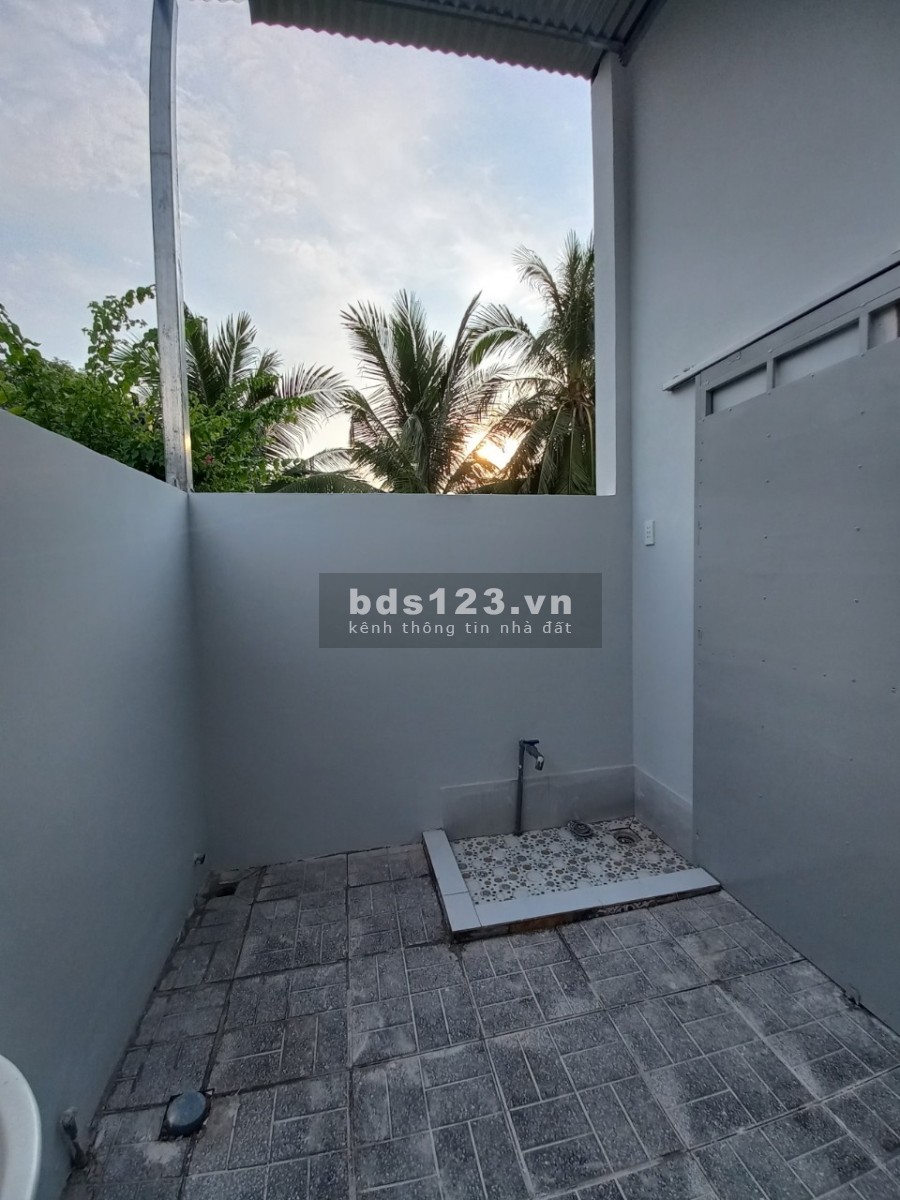 Bán nhà mới hoàn thiện mới 100% giá chỉ 999 triệu, thanh toán linh hoạt, giá tốt 999 triệu