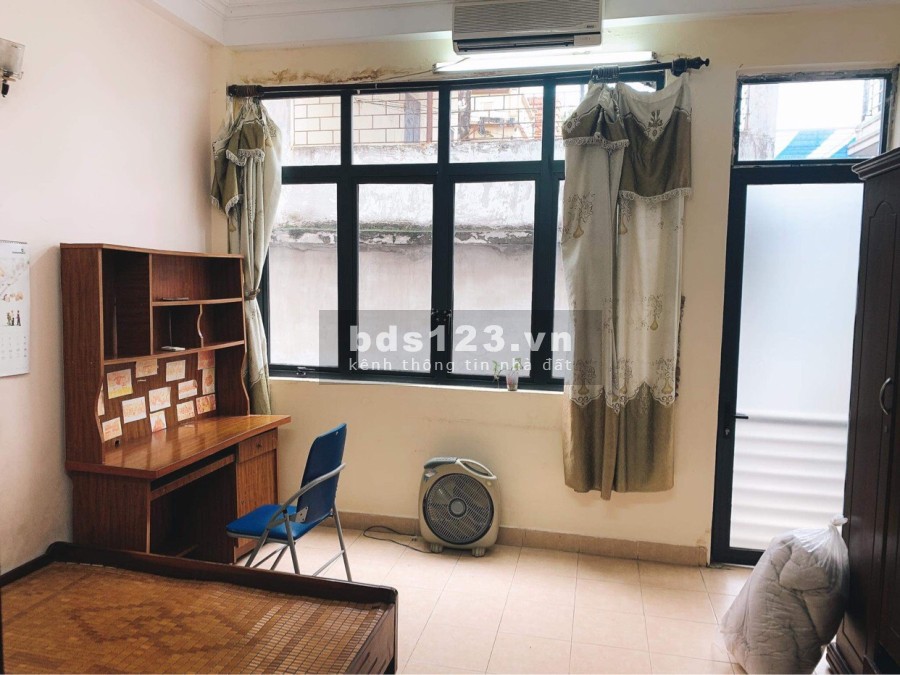 Bán nhà ngõ 204 Kim Giang dtsd 26m2, 5 tầng mặt tiền .2m, gần cầu Lủ Trần Hoà, Vũ Tông Phan