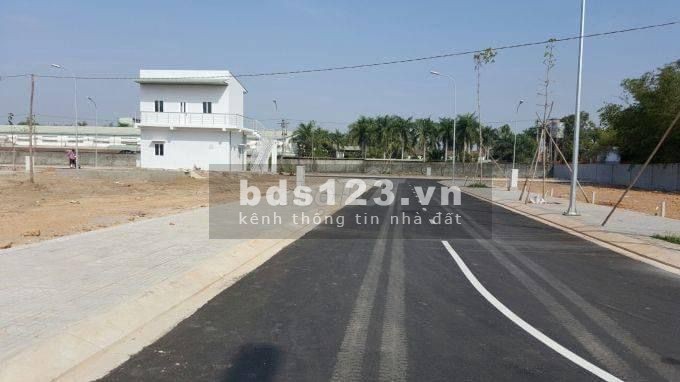 Đất nền nhiều diện tích trung tâm Thị trấn Bến Lức mặt tiền quốc lộ 1A