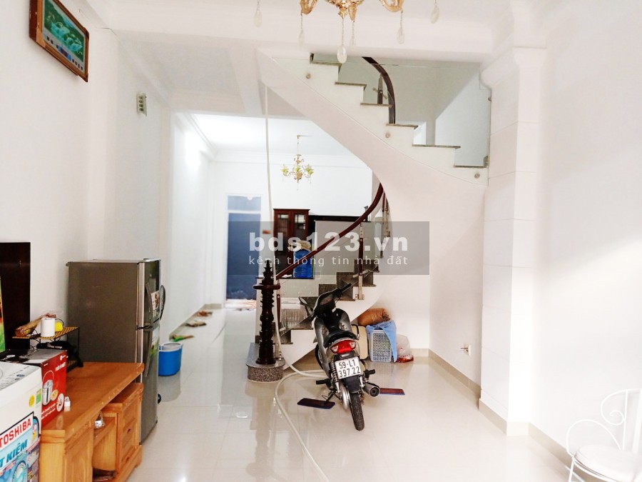 Bán nhà 2 lầu hẻm xe hơi 30 đường Lâm Văn Bền, Phường Tân Kiểng, Quận 7