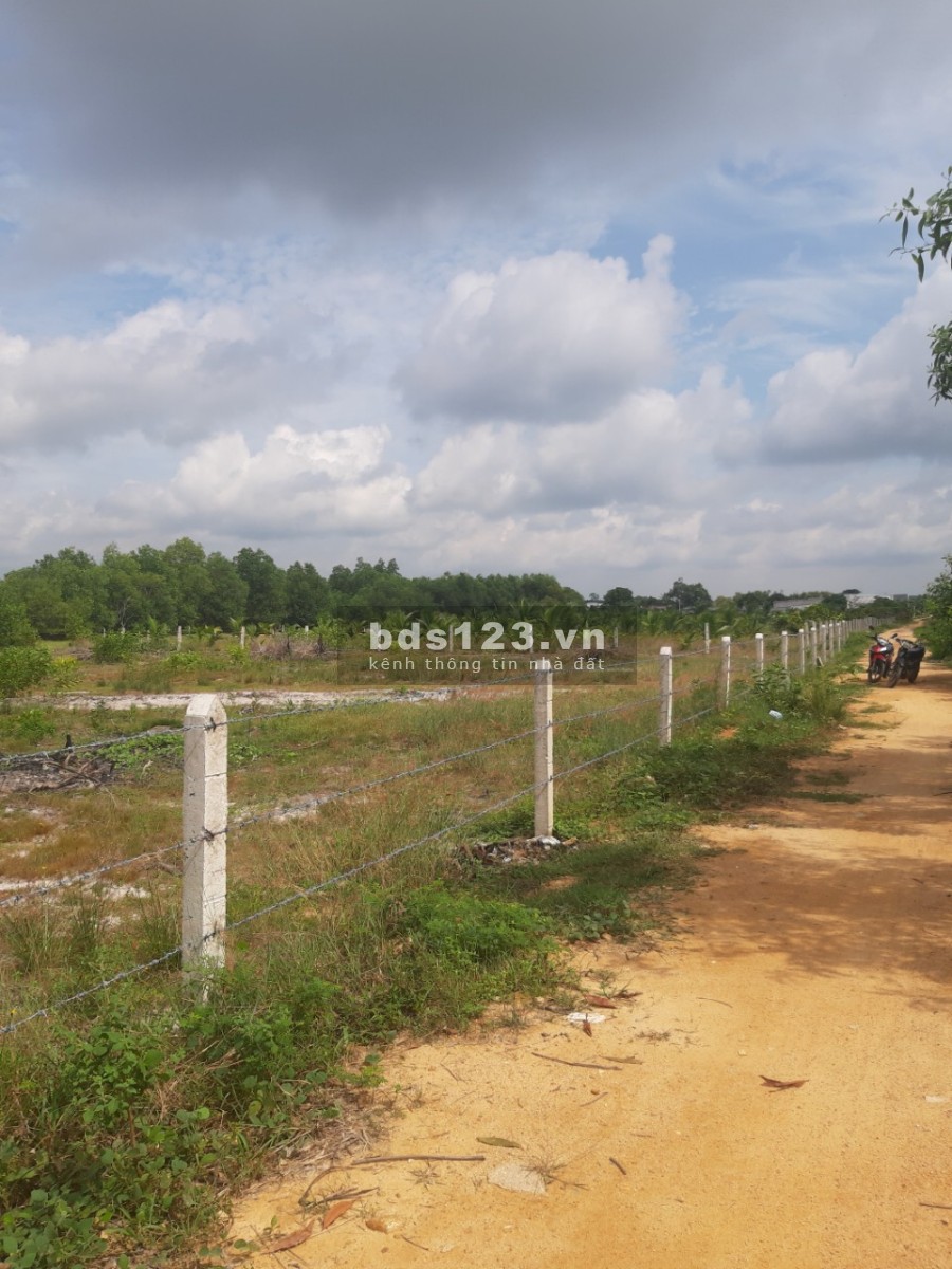 Chính Chủ Bán diện tích sử dụng 3000m2 đất gần biển giá bán 7.41 tỷ, bán giao sổ sẵn