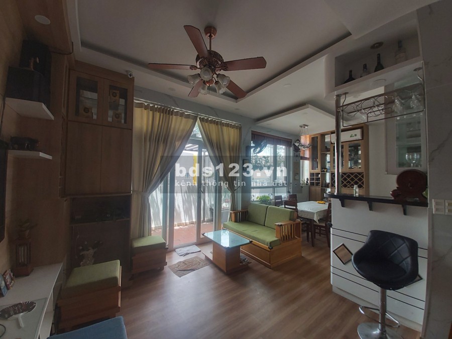 Cho thuê căn hộ chung cư The CBD, Quận 2. Dt 62m, Có sân vườn, có nội thất. 9tr/tháng