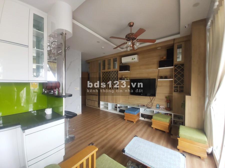 Cho thuê căn hộ chung cư The CBD, Quận 2. Dt 62m, Có sân vườn, có nội thất. 9tr/tháng
