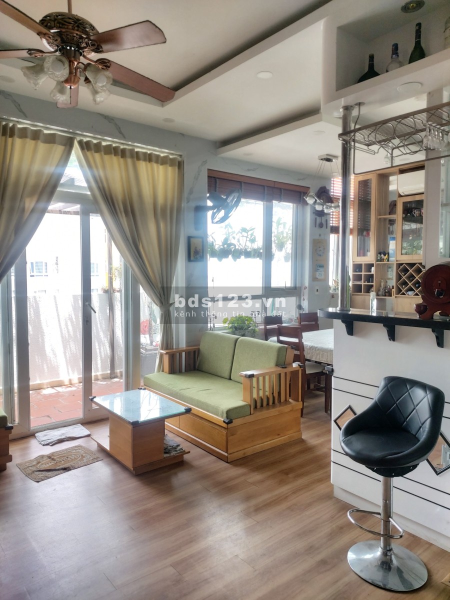 Cho thuê căn hộ chung cư The CBD, Quận 2. Dt 62m, Có sân vườn, có nội thất. 9tr/tháng