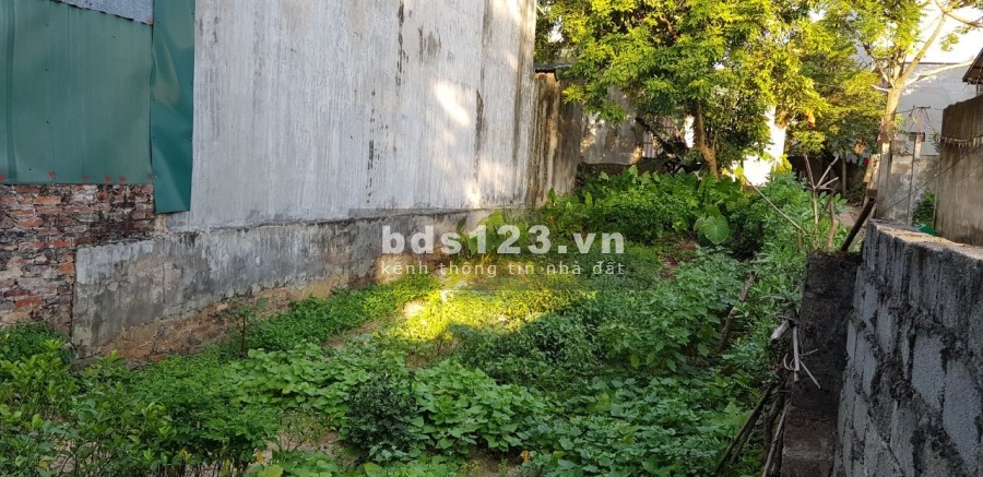 Cần bán thửa đất diện tích sử dung 100m2 vuông vắn, 2 mặt tiền liên hệ 0972624977