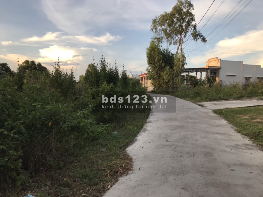 Bán 3016m2 đất phủ hồng gần biển Cam Bình, Tân Phước, Lagi giá tốt tiện đầu tư, tiện ích đủ