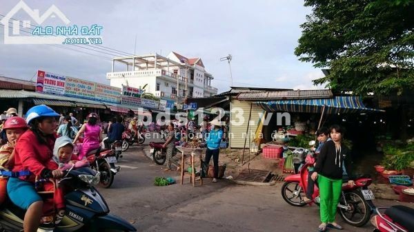 Chính chủ cần bán 32 phòng trọ ngay khu công nghiệp 450m2 đất đổi dện chợ, giá đầu tư
