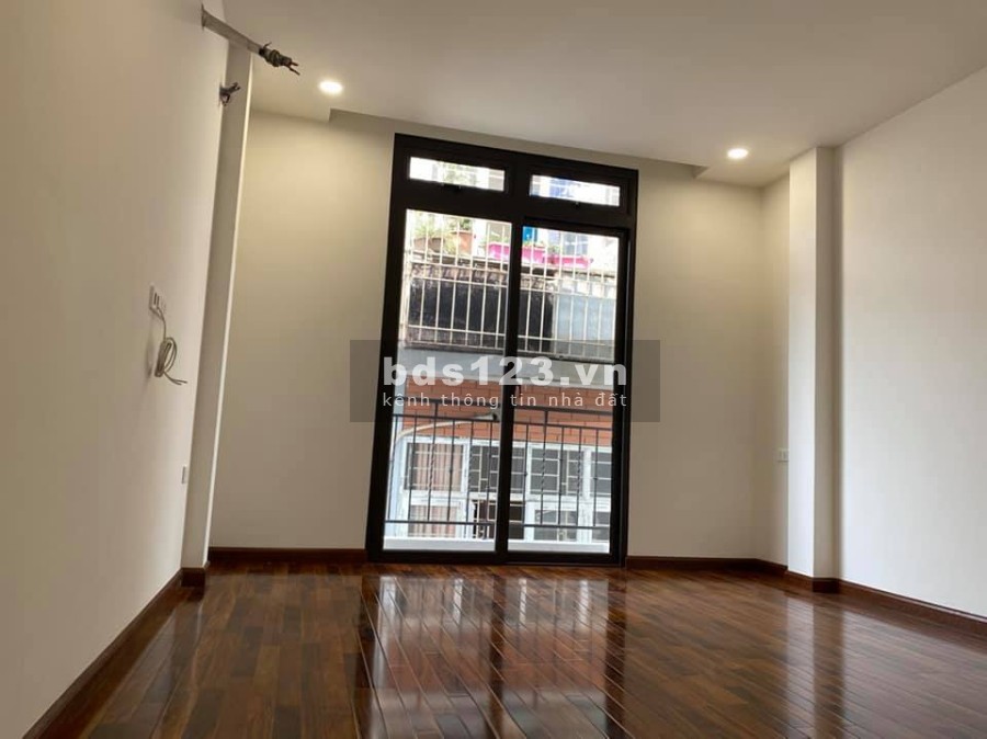 Siêu hót Hai bà trưng, nhà mới chưa bóc tem, thiết kế hiện đại, 5 tầng, mặt tiền 3.8m