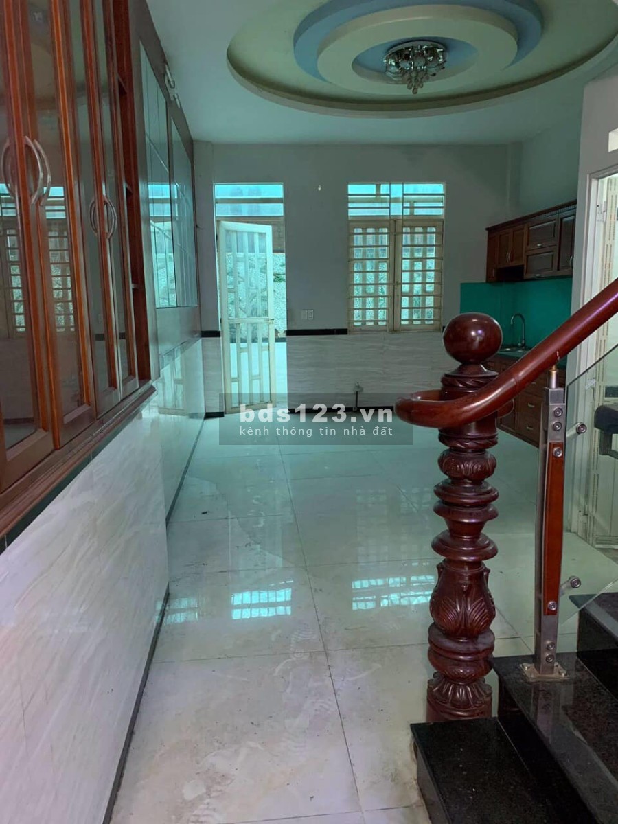 (Quận 12)Bán nhà hxh Quốc lộ 1A, cầu vượt Quang Trung, Tô Ký, dtsd 79m2, 3 tầng, giá 5.3 tỷ