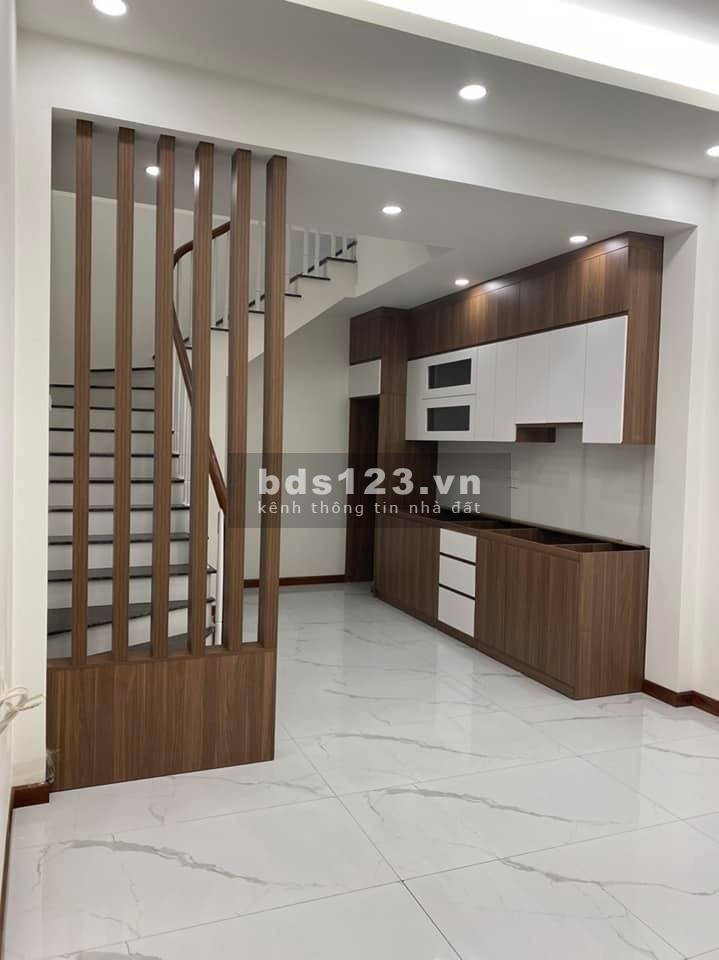 Siêu hót Hai bà trưng, nhà mới chưa bóc tem, thiết kế hiện đại, 5 tầng, mặt tiền 3.8m