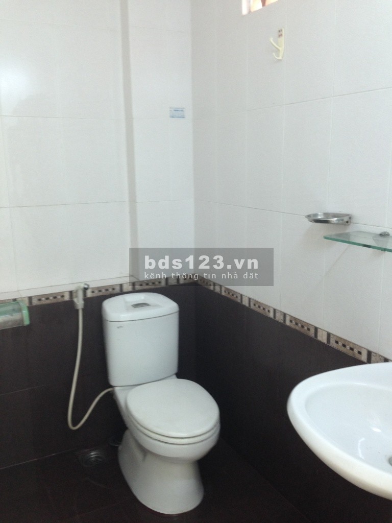 Phòng mini giá rẻ, mới, thoáng mát. Hẻm 120 Thích Quảng Đức