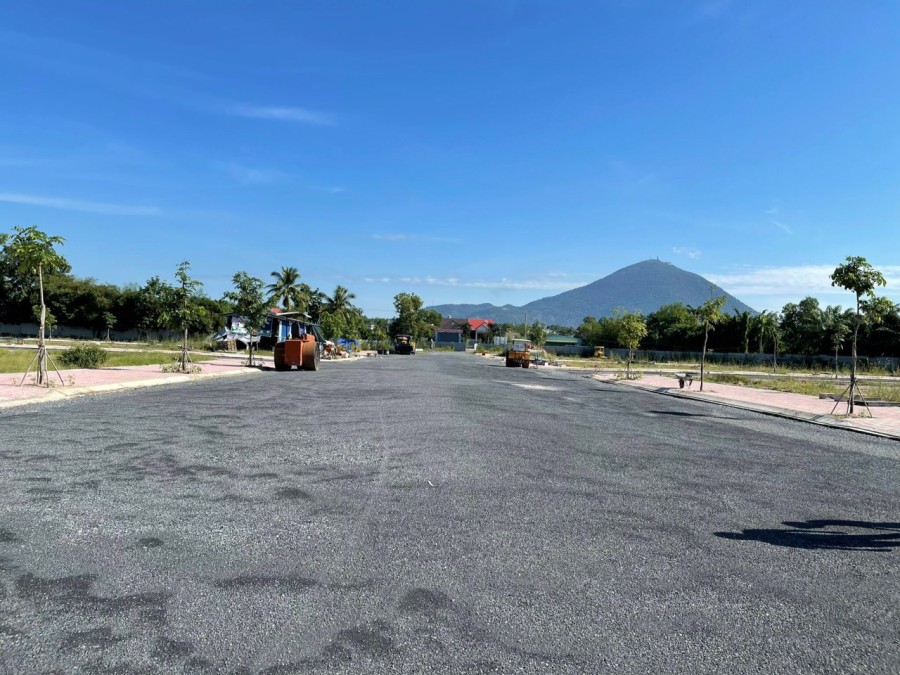 Cần tiền bán gấp đất trung tâm TP. Tây Ninh chỉ 600 triệu/lô vị trí đắc địa, tiện ích đầy đủ