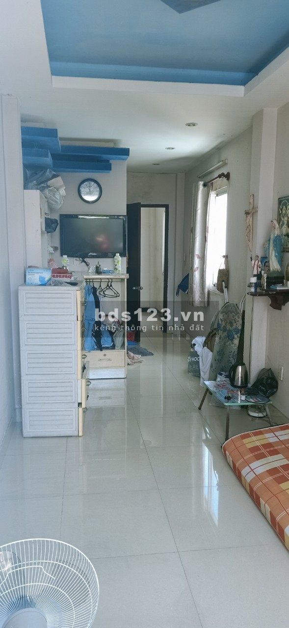 Cần bán gấp nhà mặt tiền đường Hòa Hưng Quận 10 pháp lý chính chủ, 1 trệt, 4 lầu đúc kiên cố