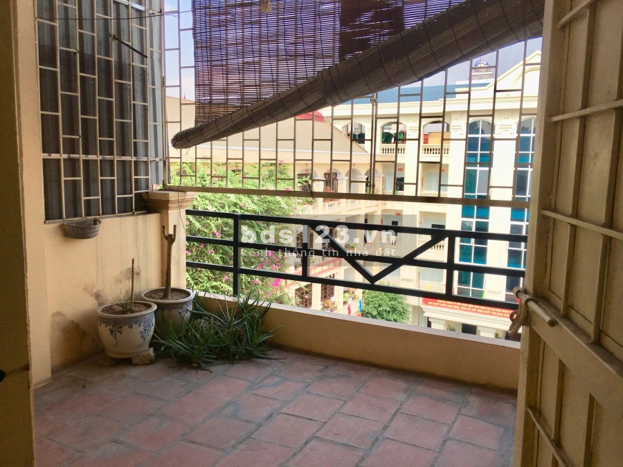 Cho thuê nhà 5 tầng phố Đội Nhân, quận Ba Đình, Hà Nội liên hệ xem nhà 0912170790