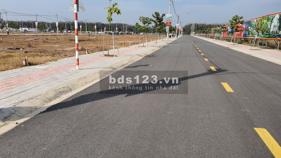 Bán đất nền thổ cư nằm đường ĐT749A khu dân cư tập trung đông đúc, giá tốt đầu tư