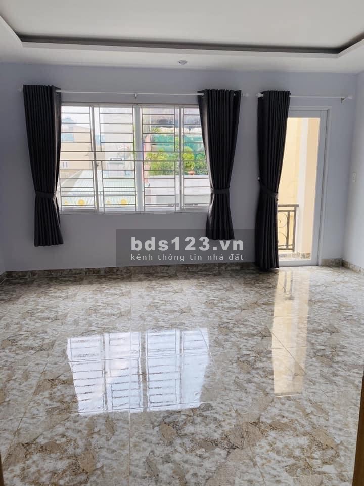 Bán nhà HXT Nguyễn Xuân Khoát Tân Phú 61m2, 3 tầng Kinh doanh sầm uất chỉ 8.2 tỷ lh 0896721788