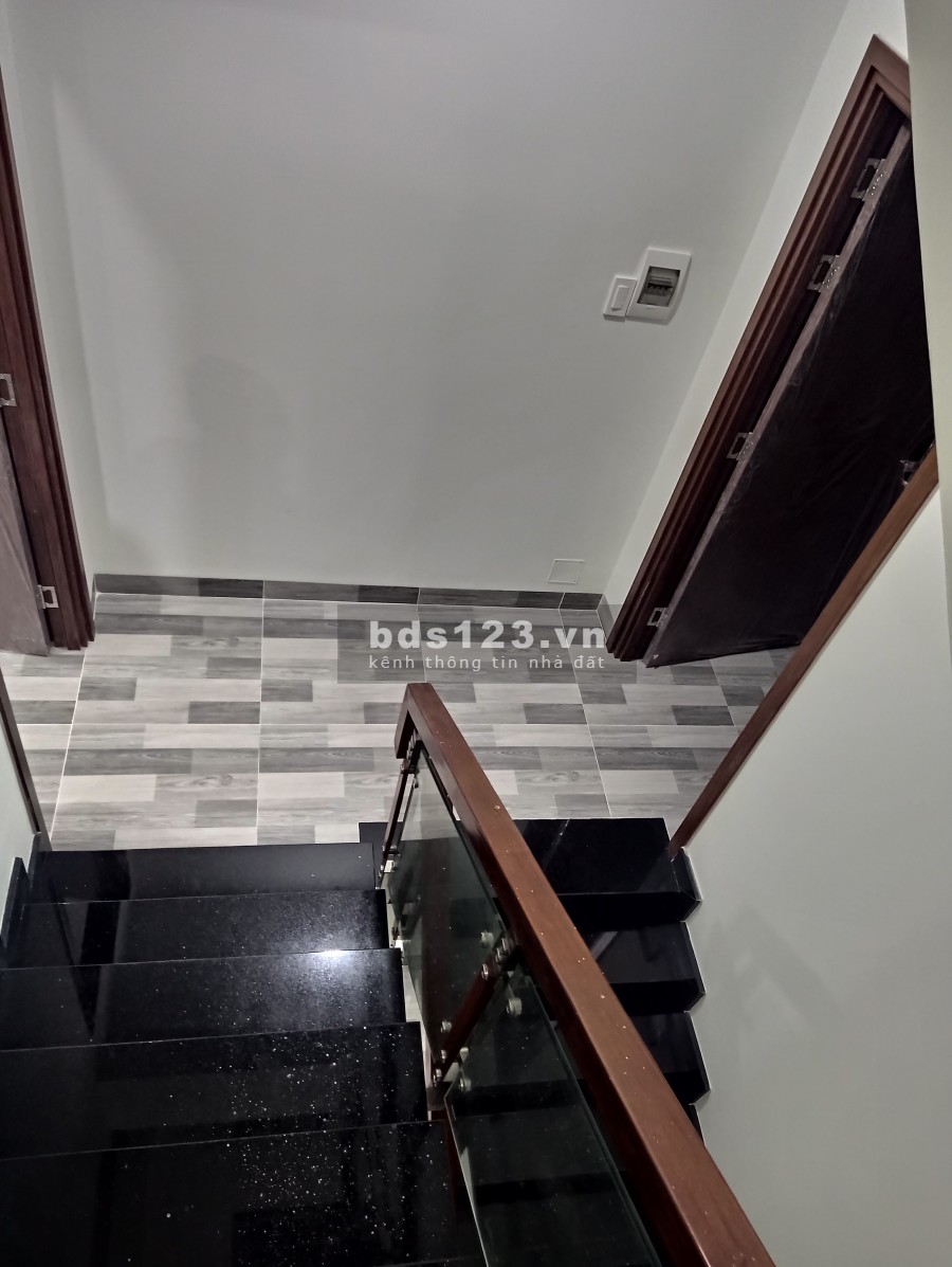 Bán nhà liền kề trung tâm Quận 12 pháp lý riêng, bàn giao công chứng ngay lh 0931321886