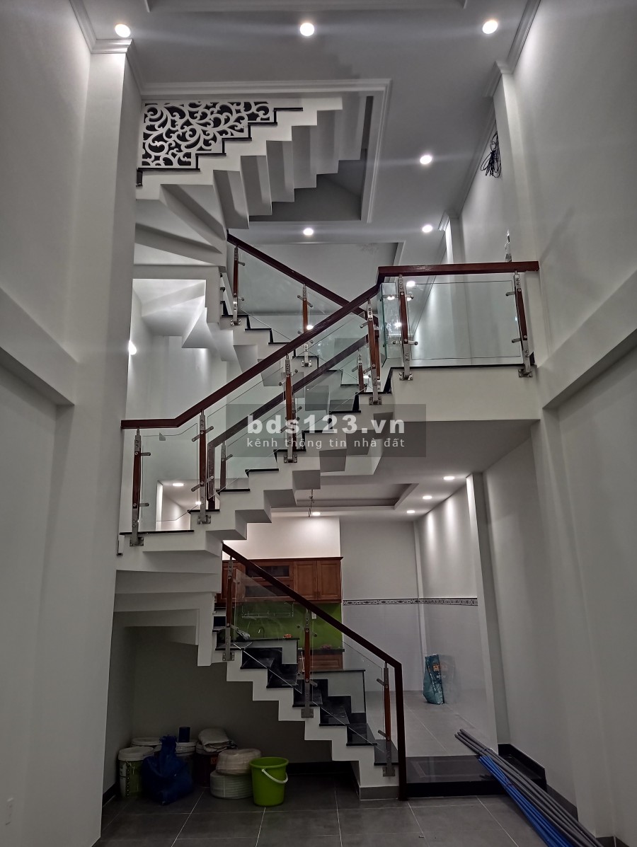 Bán nhà liền kề trung tâm Quận 12 pháp lý riêng, bàn giao công chứng ngay lh 0931321886