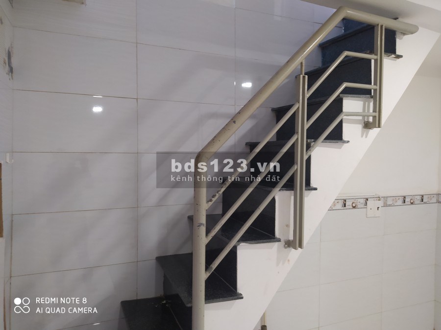 Nhà đẹp rẻ cho gia đình nhỏ 2_4 người giá bán 820 triệu, pháp lý chính chủ, vào ở ngay