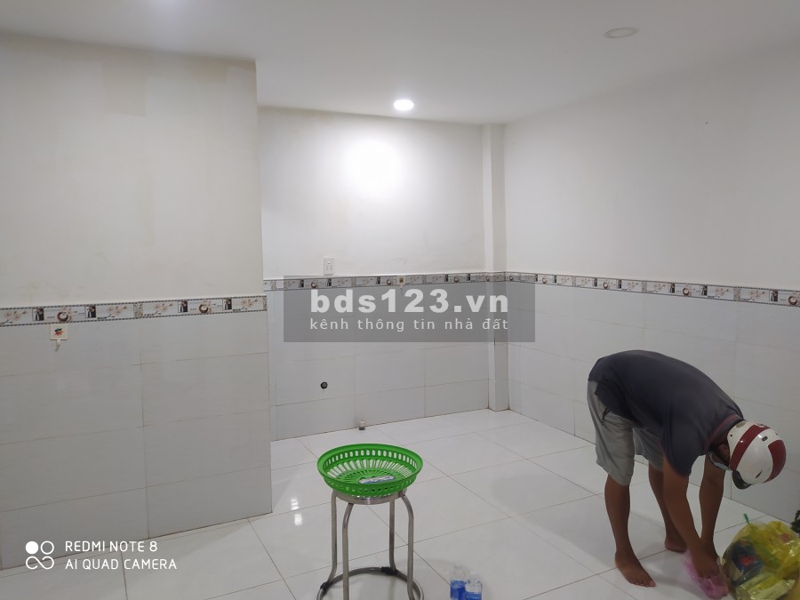 Nhà đẹp rẻ cho gia đình nhỏ 2_4 người giá bán 820 triệu, pháp lý chính chủ, vào ở ngay