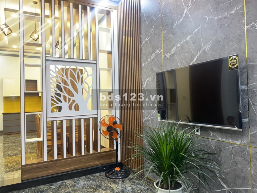 Nhà mới thiết kế mới nhất năm 2021 pháp lý đầy đủ, giá tốt, kiến trúc nhà đẹp, thông thoáng