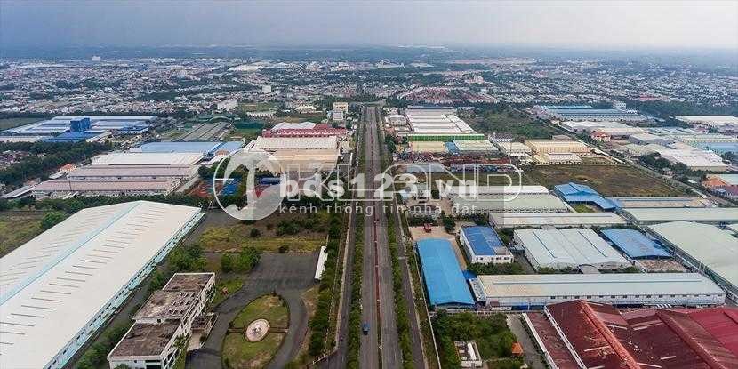 Gia đình tô cần bán gấp miếng đất gần khu du lịch Đại nam tiện để sinh sống và đầu tư