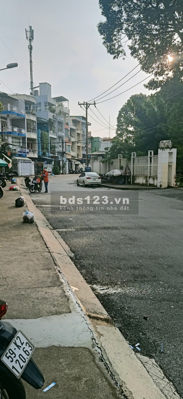 Cho thuê mặt bằng nhà nguyên căn 354 Lý Thường Kiệt, Quận 10 liên hệ 0947515405