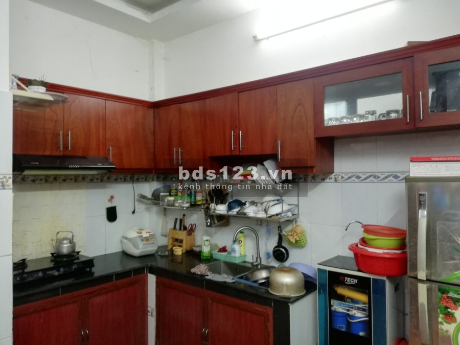Nhà 3 tầng kiên cố, hẻm xe hơi tránh. Phan Huy Ích, Quận Tân Bình giá bán chỉ 4,3 tỷ