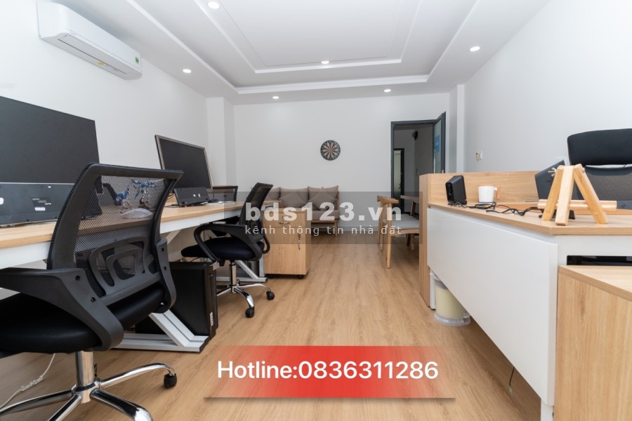Chính chủ cho thuê căn phòng tịa Cityland Gò Vấp, dtsd 20m2 0 300m2 máy lạnh, thang máy