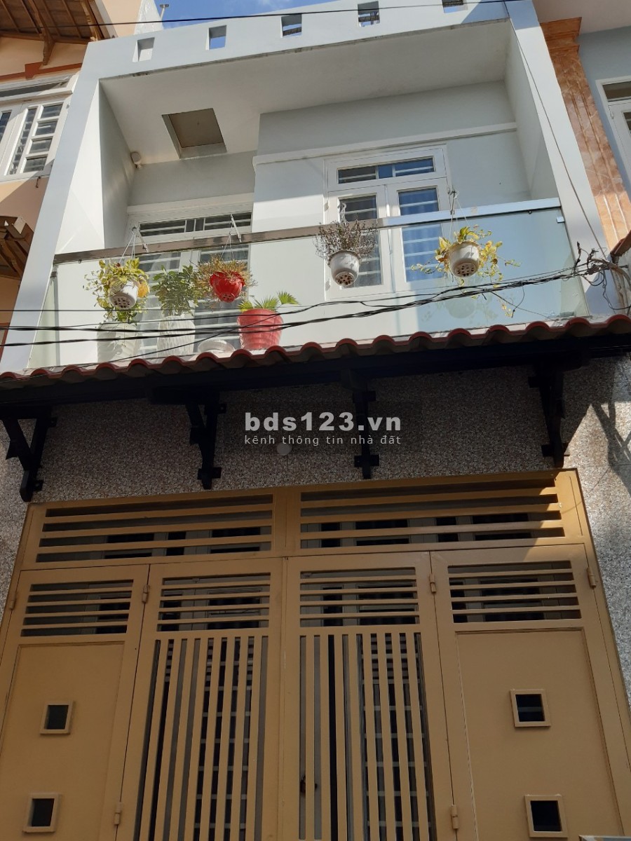 Ngân hàng thanh lý nhà cấp 4 còn mới diện tích 4*10 ngay chợ Liên khu 56 giá chỉ 1.8 tỷ