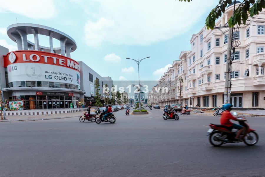 Chính chủ cho thuê căn phòng tịa Cityland Gò Vấp, dtsd 20m2 0 300m2 máy lạnh, thang máy