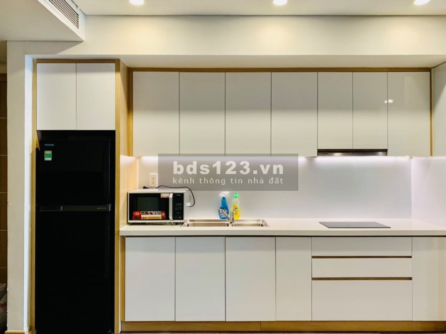 Bán nhanh căn hộ Chính chủ F-home Block A Hướng nam ầng cao Zen Diamond full nội thất