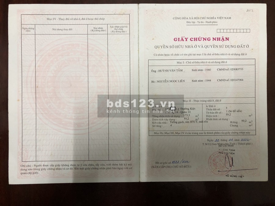 Kẹt tiền bán gấp nhà hẻm lớn 354 Lý Thường Kiệt Quận 10 đúc kiên cố còn mới, có sân trước sau
