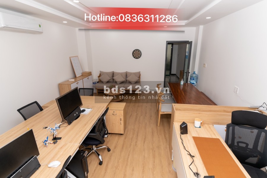 Chính chủ cho thuê căn phòng tịa Cityland Gò Vấp, dtsd 20m2 0 300m2 máy lạnh, thang máy