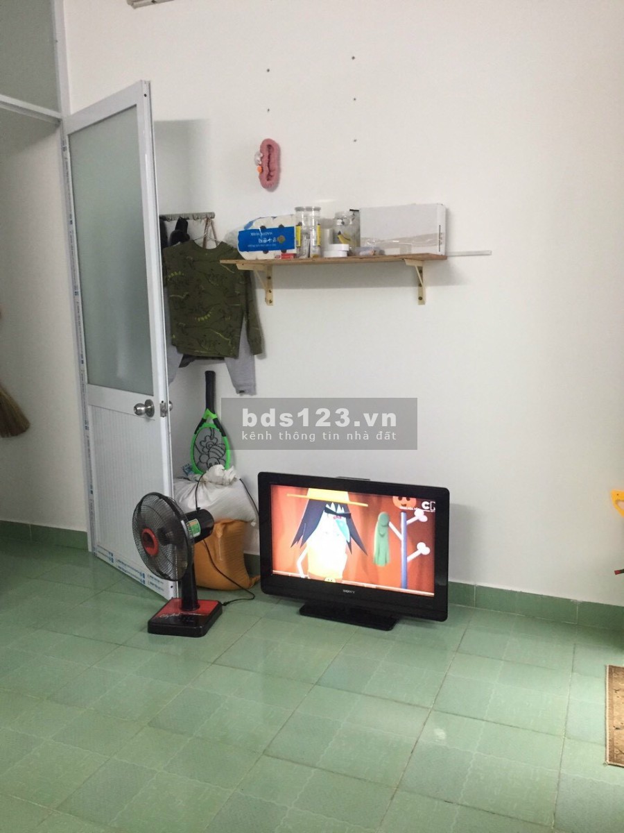 Nhà 2 tầng, diện tích sử dụng 23m2 giá bán 2,4 tỷ(TL)Ni Sư Huỳnh Liên Quận Tân Bình