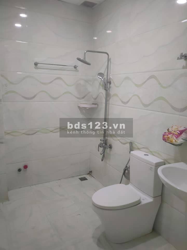 Nhà 5T 77m2 mặt đường 5m Tân Hòa Đông, cạnh Hương lộ 2 Bình Tân chỉ 6.7 tỷ (TL)