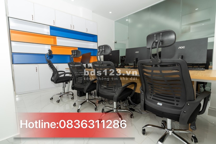 Chính chủ cho thuê căn phòng tịa Cityland Gò Vấp, dtsd 20m2 0 300m2 máy lạnh, thang máy