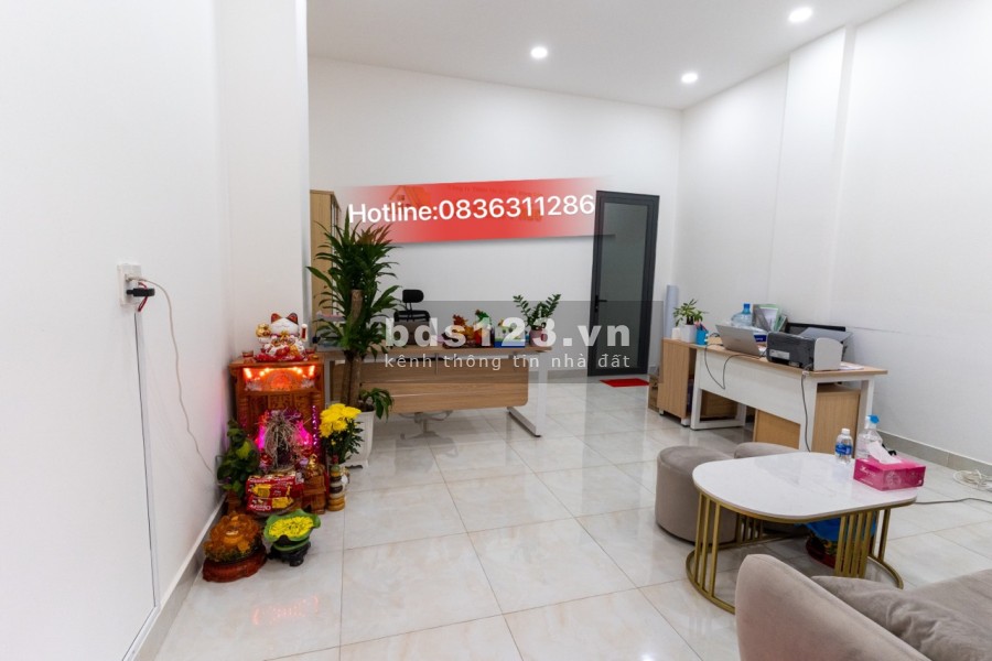 Chính chủ cho thuê căn phòng tịa Cityland Gò Vấp, dtsd 20m2 0 300m2 máy lạnh, thang máy