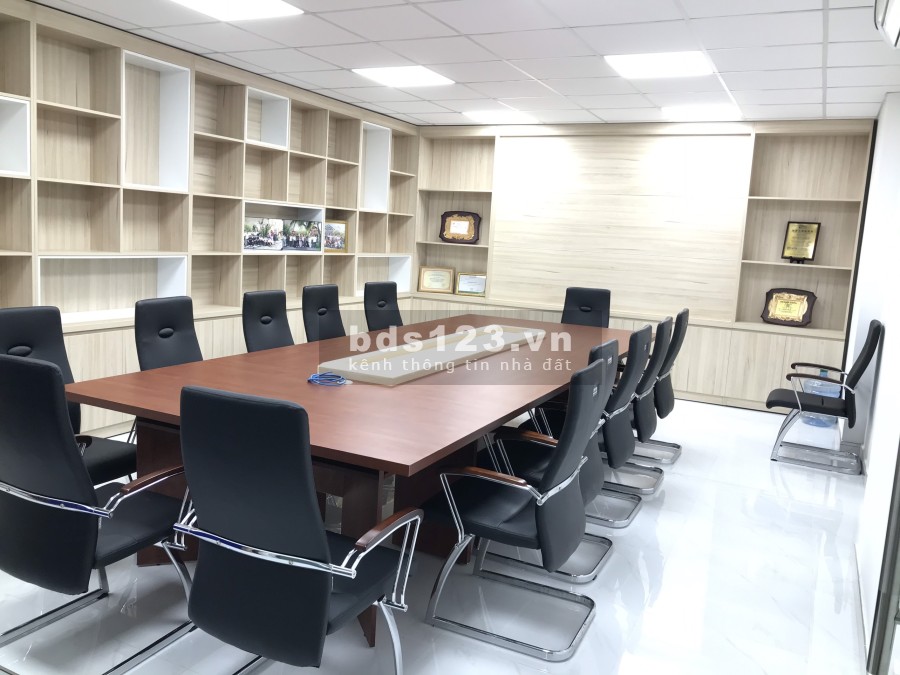 Cho thuê văn phòng gần sân bay, toà nhà Fortune, tiện ích đầy đủ, công năng giá 28 tiệu/tháng